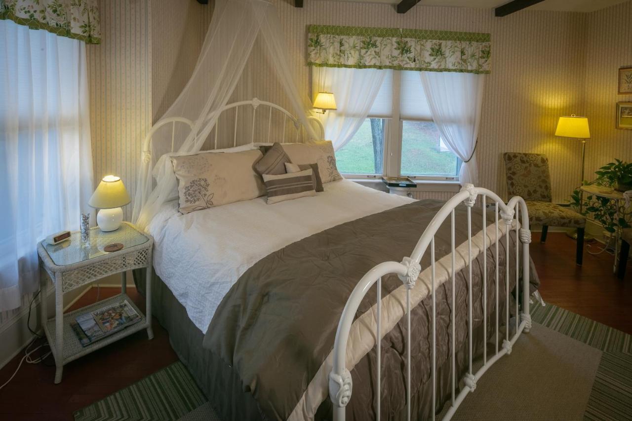 Taylor House Inn Банър Елк Екстериор снимка