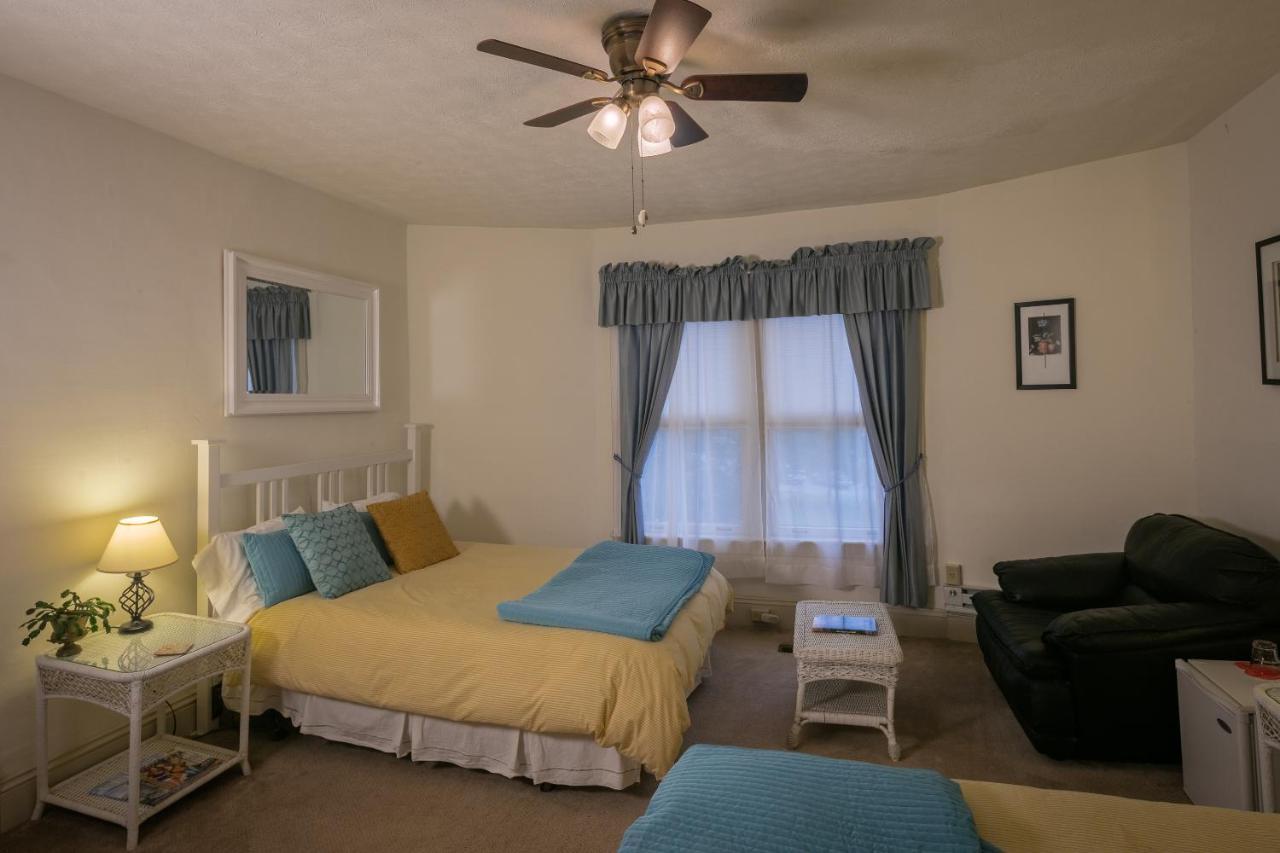 Taylor House Inn Банър Елк Екстериор снимка