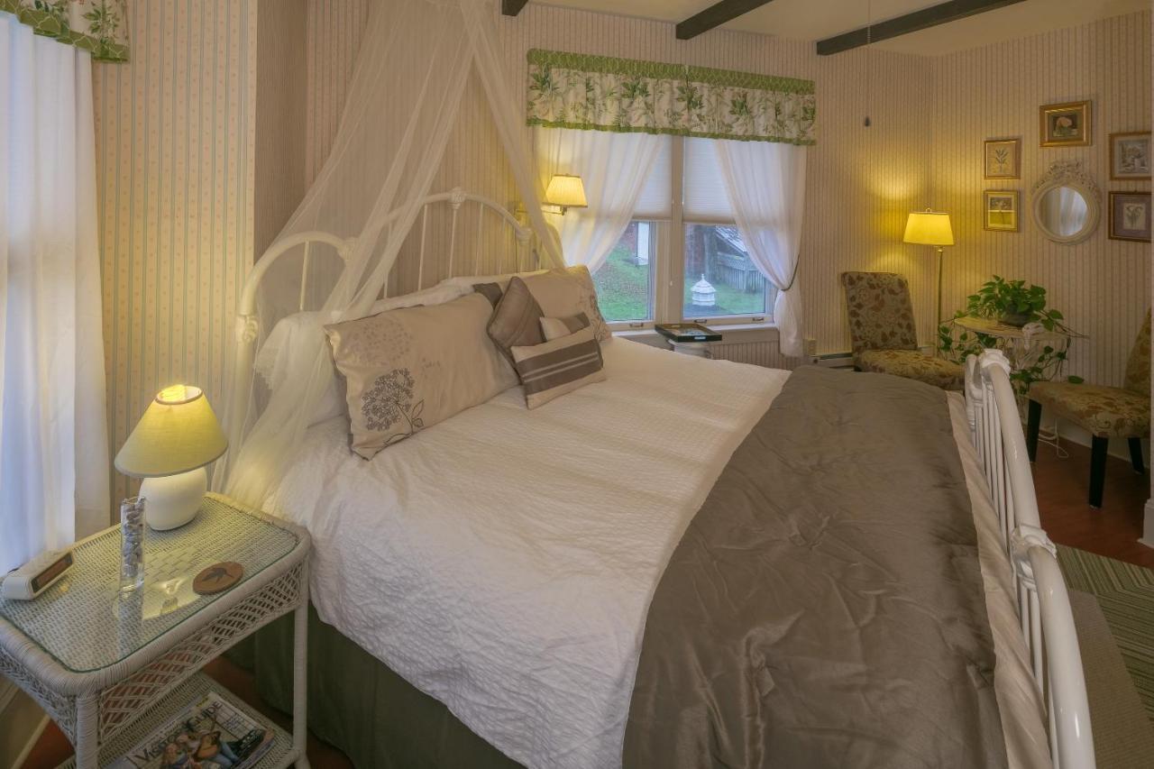 Taylor House Inn Банър Елк Екстериор снимка