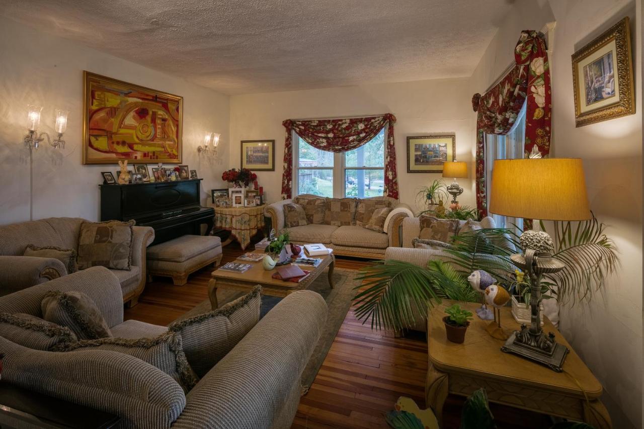 Taylor House Inn Банър Елк Екстериор снимка