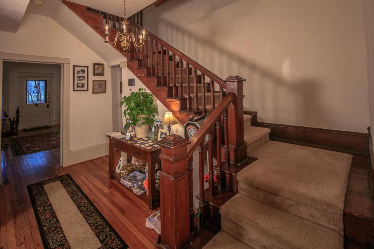 Taylor House Inn Банър Елк Екстериор снимка